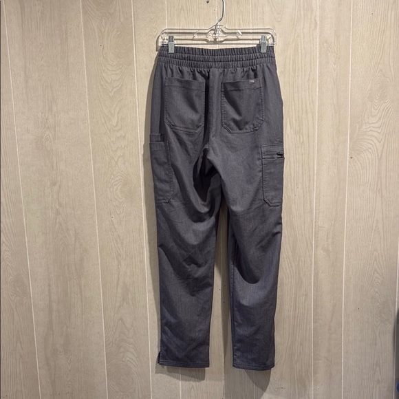 Figs Straight Leg Scrub Pants - Picture 5 of 9